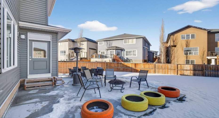 113 Sandpiper Bay, Chestermere, Alberta T1X 0Y5, 5 Bedrooms Bedrooms, ,4 BathroomsBathrooms,Residential,For Sale,Sandpiper,A2290084