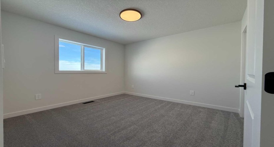 8570 72 Avenue, Grande Prairie, Alberta T8X 0N9, 3 Bedrooms Bedrooms, ,3 BathroomsBathrooms,Residential,For Sale,72,A2292293