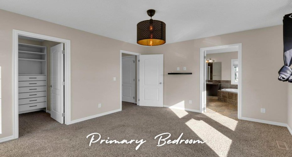 207 River Heights Crescent, Cochrane, Alberta T4C0V1, 3 Bedrooms Bedrooms, ,3 BathroomsBathrooms,Residential,For Sale,River Heights,A2286899