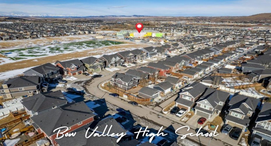 207 River Heights Crescent, Cochrane, Alberta T4C0V1, 3 Bedrooms Bedrooms, ,3 BathroomsBathrooms,Residential,For Sale,River Heights,A2286899