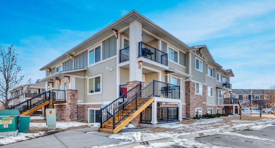 300 Marina Drive, Chestermere, Alberta T1X 0P6, 2 Bedrooms Bedrooms, ,1 BathroomBathrooms,Residential,For Sale,Marina,A2291525