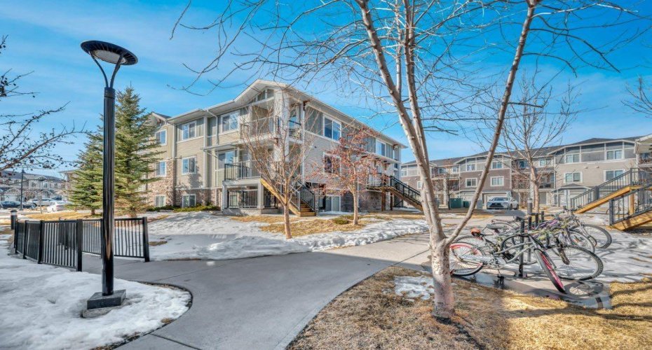 300 Marina Drive, Chestermere, Alberta T1X 0P6, 2 Bedrooms Bedrooms, ,1 BathroomBathrooms,Residential,For Sale,Marina,A2291525