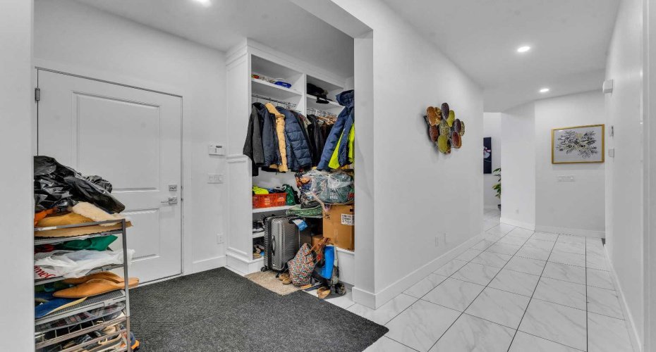 205 Kinniburgh Cove, Chestermere, Alberta T1X 0Y6, 8 Bedrooms Bedrooms, ,5 BathroomsBathrooms,Residential,For Sale,Kinniburgh,A2291809