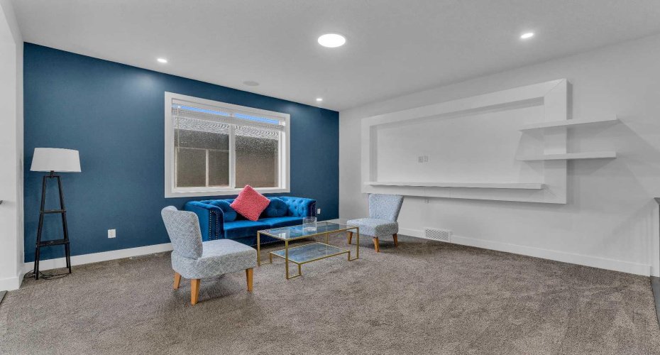 205 Kinniburgh Cove, Chestermere, Alberta T1X 0Y6, 8 Bedrooms Bedrooms, ,5 BathroomsBathrooms,Residential,For Sale,Kinniburgh,A2291809