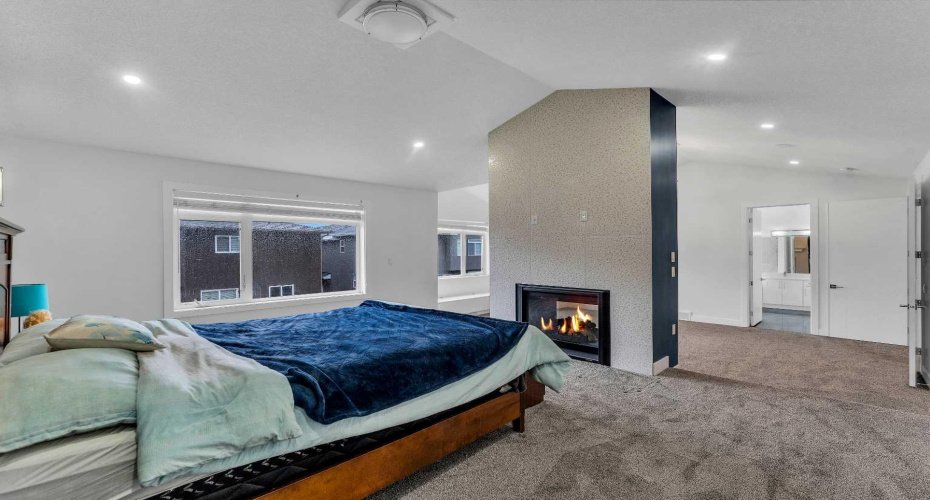 205 Kinniburgh Cove, Chestermere, Alberta T1X 0Y6, 8 Bedrooms Bedrooms, ,5 BathroomsBathrooms,Residential,For Sale,Kinniburgh,A2291809