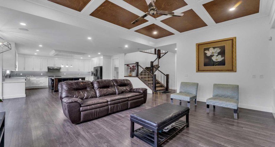 205 Kinniburgh Cove, Chestermere, Alberta T1X 0Y6, 8 Bedrooms Bedrooms, ,5 BathroomsBathrooms,Residential,For Sale,Kinniburgh,A2291809