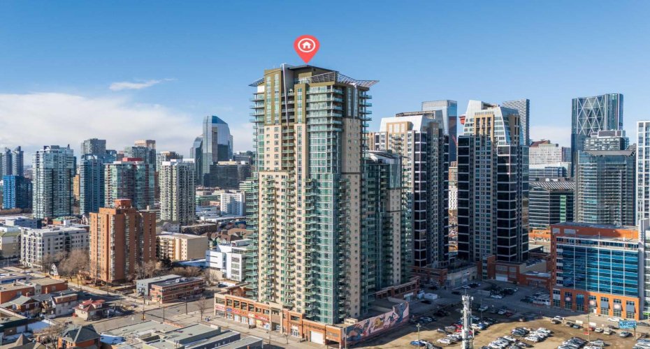 210 15 Avenue, Calgary, Alberta T2G 0B5, 2 Bedroom Bedrooms, 0 ,2 BathroomBathrooms,Residential,For Sale,15,0,A2291884