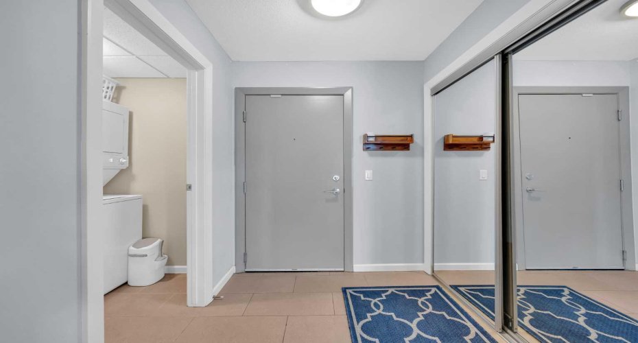210 15 Avenue, Calgary, Alberta T2G 0B5, 2 Bedroom Bedrooms, 0 ,2 BathroomBathrooms,Residential,For Sale,15,0,A2291884