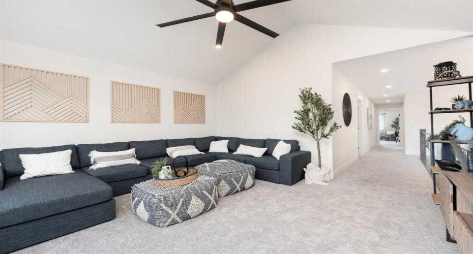 524 Waterford Grove, Chestermere, Alberta T1X 2Z9, 3 Bedrooms Bedrooms, ,3 BathroomsBathrooms,Residential,For Sale,Waterford,A2292049