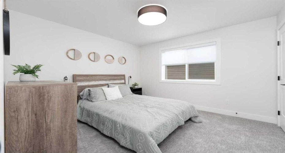 524 Waterford Grove, Chestermere, Alberta T1X 2Z9, 3 Bedrooms Bedrooms, ,3 BathroomsBathrooms,Residential,For Sale,Waterford,A2292049