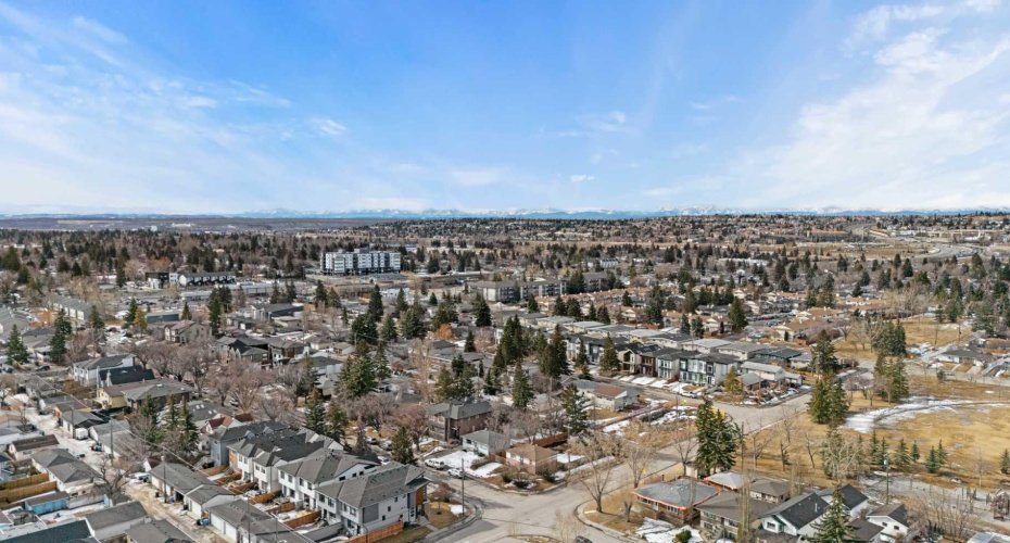 1403 43 Street, Calgary, Alberta T3E 0Y4, 2 Bedroom Bedrooms, 0 ,1 BathroomBathrooms,Residential,For Sale,43,0,A2292244