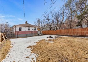 1403 43 Street, Calgary, Alberta T3E 0Y4, 2 Bedroom Bedrooms, 0 ,1 BathroomBathrooms,Residential,For Sale,43,0,A2292244