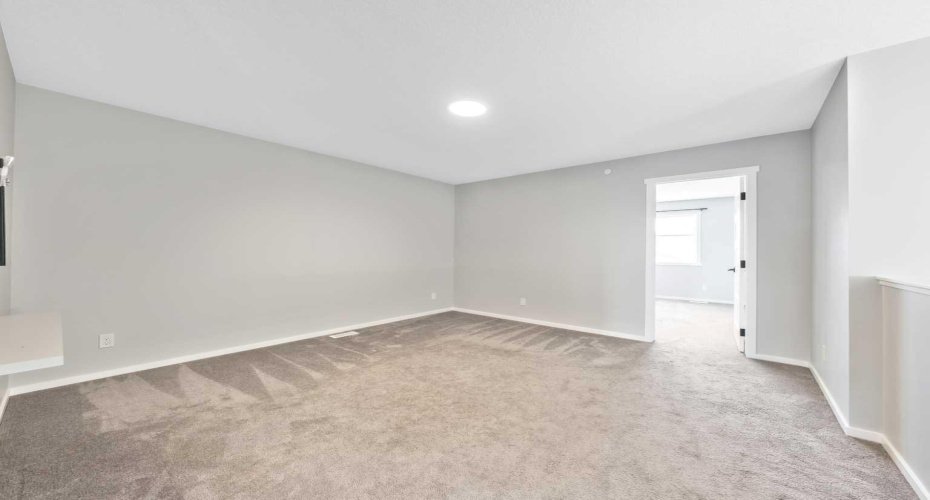 Upper bonus room