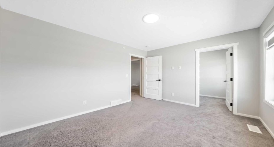 98 Lucas Crescent, Calgary, Alberta T3G 3M9, 4 Bedroom Bedrooms, 0 ,4 BathroomBathrooms,Residential,For Sale,Lucas,0,A2292462