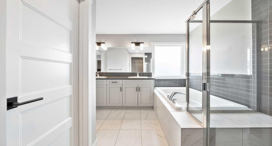 Master ensuite