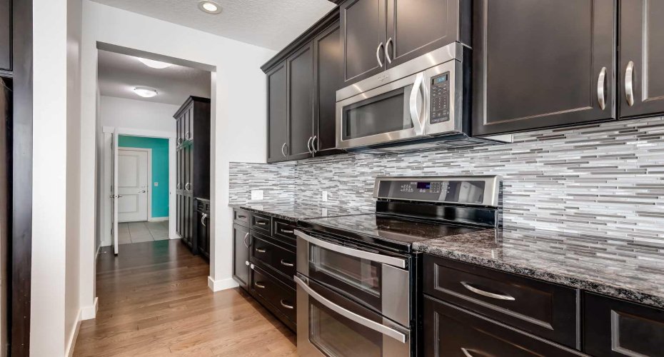 Walk through butler's pantry