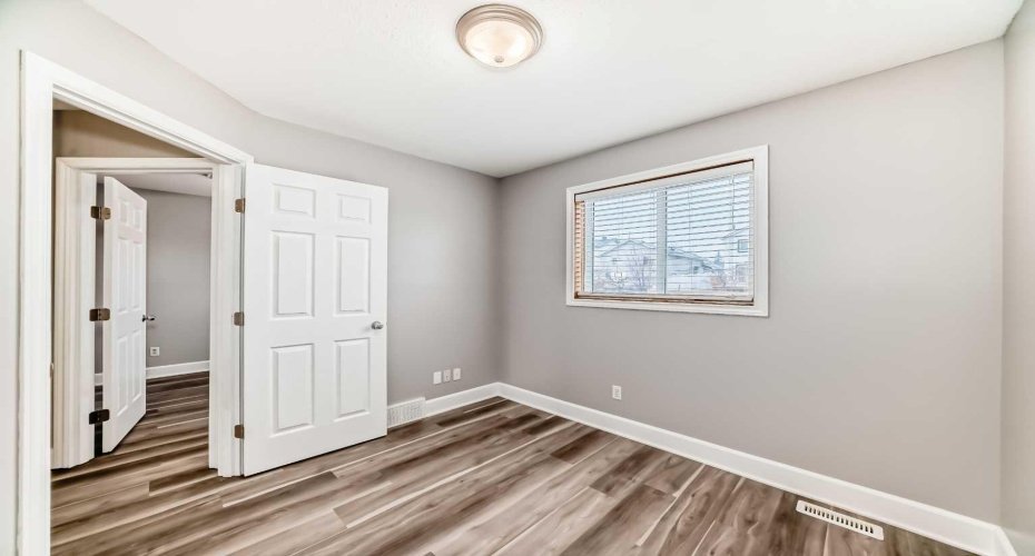 31 Coventry Road, Calgary, Alberta T3K 5M9, 4 Bedroom Bedrooms, 0 ,3 BathroomBathrooms,Residential,For Sale,Coventry,0,A2292502