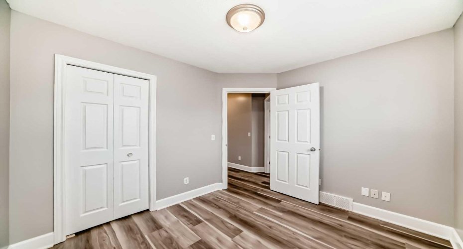 31 Coventry Road, Calgary, Alberta T3K 5M9, 4 Bedroom Bedrooms, 0 ,3 BathroomBathrooms,Residential,For Sale,Coventry,0,A2292502