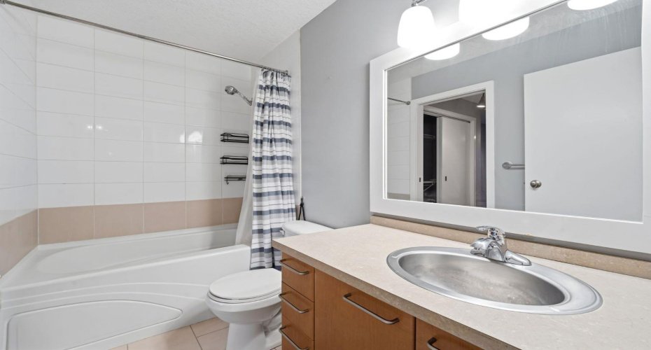 35 Richard Court, Calgary, Alberta T3E 7N9, 1 Bedroom Bedrooms, 0 ,1 BathroomBathrooms,Residential,For Sale,Richard,0,A2292506