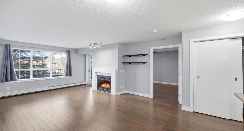 35 Richard Court, Calgary, Alberta T3E 7N9, 1 Bedroom Bedrooms, 0 ,1 BathroomBathrooms,Residential,For Sale,Richard,0,A2292506