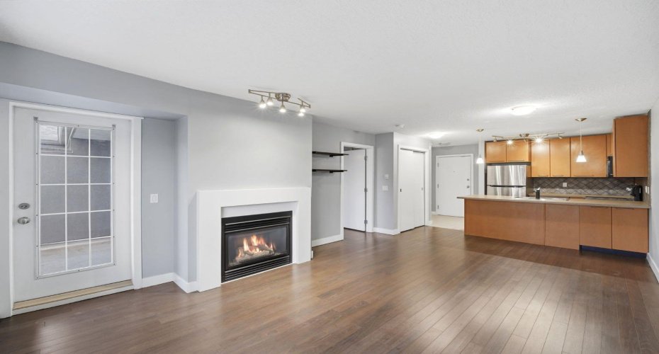 35 Richard Court, Calgary, Alberta T3E 7N9, 1 Bedroom Bedrooms, 0 ,1 BathroomBathrooms,Residential,For Sale,Richard,0,A2292506