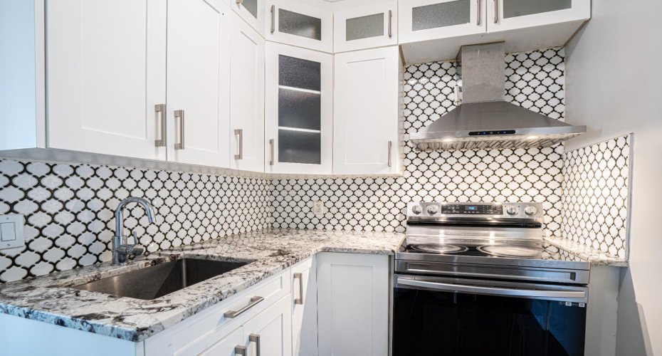 321 Kinniburgh Cove, Chestermere, Alberta T1X 0P4, 6 Bedrooms Bedrooms, ,6 BathroomsBathrooms,Residential,For Sale,Kinniburgh,A2292508