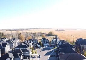 321 Kinniburgh Cove, Chestermere, Alberta T1X 0P4, 6 Bedrooms Bedrooms, ,6 BathroomsBathrooms,Residential,For Sale,Kinniburgh,A2292508