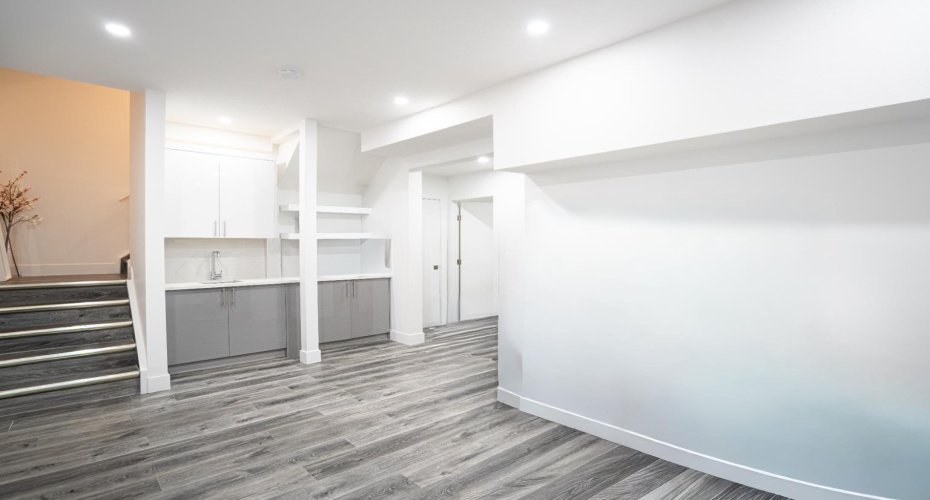 321 Kinniburgh Cove, Chestermere, Alberta T1X 0P4, 6 Bedrooms Bedrooms, ,6 BathroomsBathrooms,Residential,For Sale,Kinniburgh,A2292508