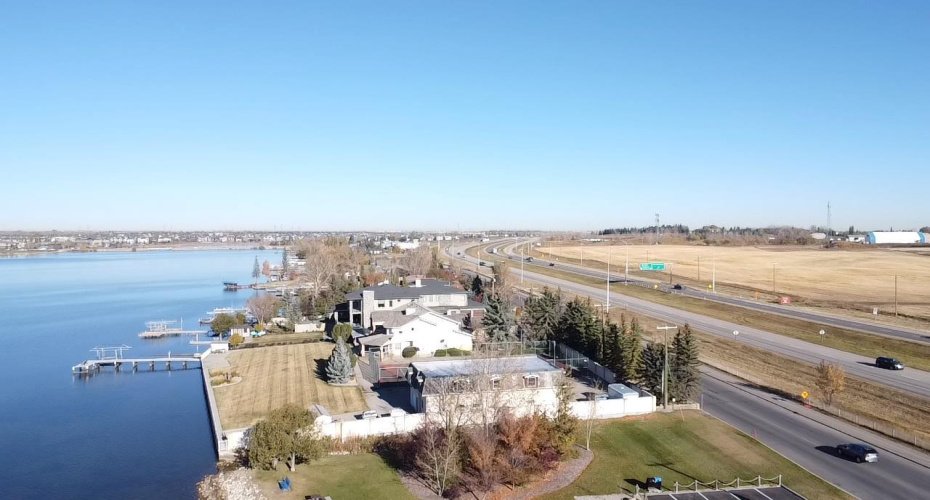 321 Kinniburgh Cove, Chestermere, Alberta T1X 0P4, 6 Bedrooms Bedrooms, ,6 BathroomsBathrooms,Residential,For Sale,Kinniburgh,A2292508