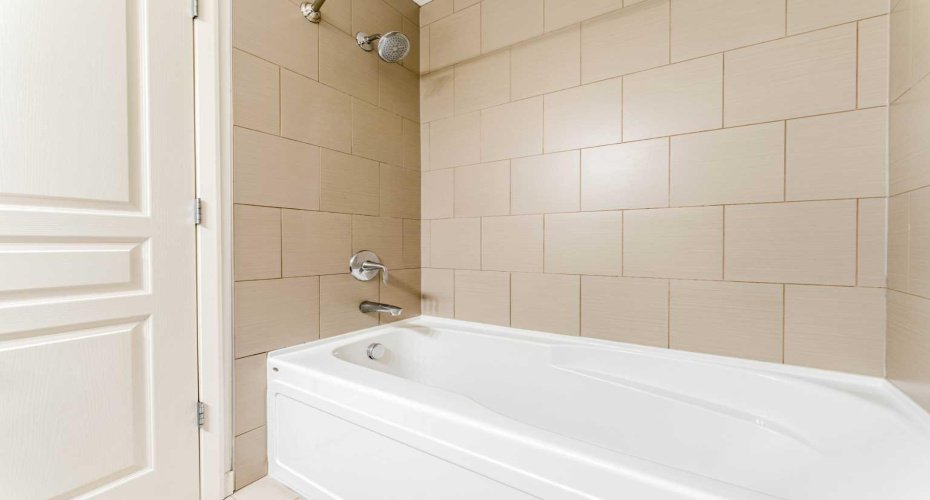 1320 1 Street, Calgary, Alberta T2G 0G8, 2 Bedroom Bedrooms, 0 ,2 BathroomBathrooms,Residential,For Sale,1,0,A2292535