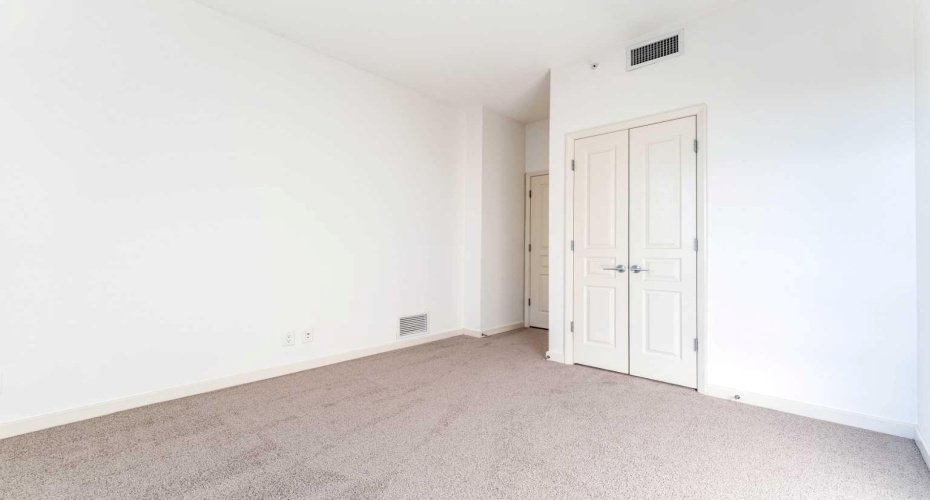 1320 1 Street, Calgary, Alberta T2G 0G8, 2 Bedroom Bedrooms, 0 ,2 BathroomBathrooms,Residential,For Sale,1,0,A2292535