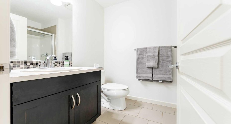 1320 1 Street, Calgary, Alberta T2G 0G8, 2 Bedroom Bedrooms, 0 ,2 BathroomBathrooms,Residential,For Sale,1,0,A2292535
