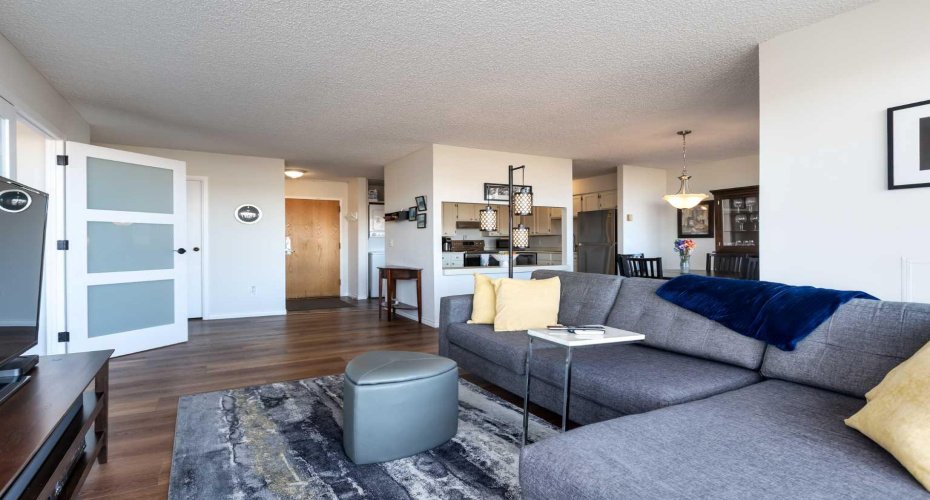 80 Point Mckay Crescent, Calgary, Alberta T3B 0L9, 2 Bedrooms Bedrooms, ,2 BathroomsBathrooms,Residential,For Sale,Point Mckay,A2292597