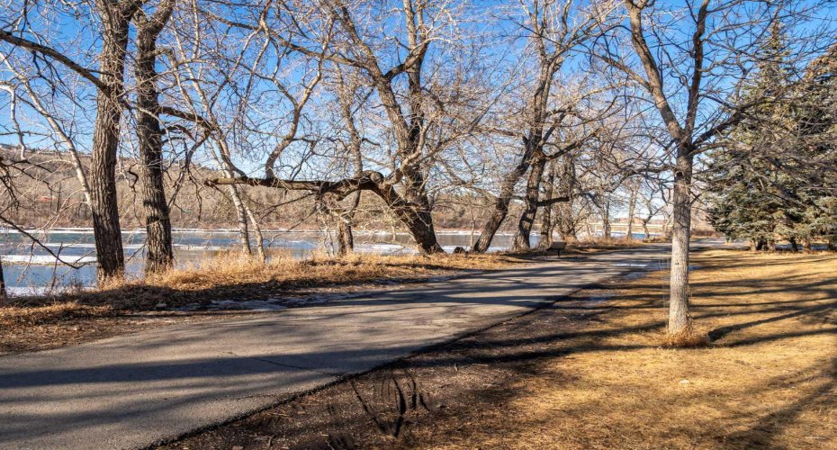 80 Point Mckay Crescent, Calgary, Alberta T3B 0L9, 2 Bedrooms Bedrooms, ,2 BathroomsBathrooms,Residential,For Sale,Point Mckay,A2292597