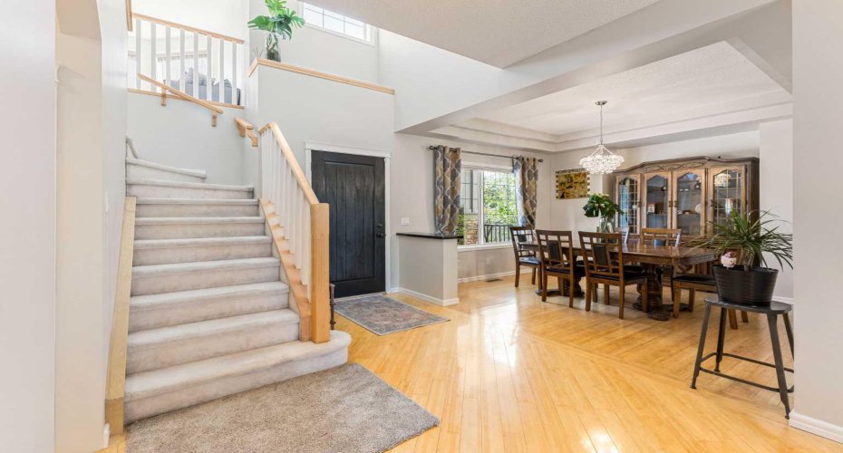 11 Simcoe Crescent, Calgary, Alberta T3H 4K6, 4 Bedrooms Bedrooms, ,4 BathroomsBathrooms,Residential,For Sale,Simcoe,A2292695