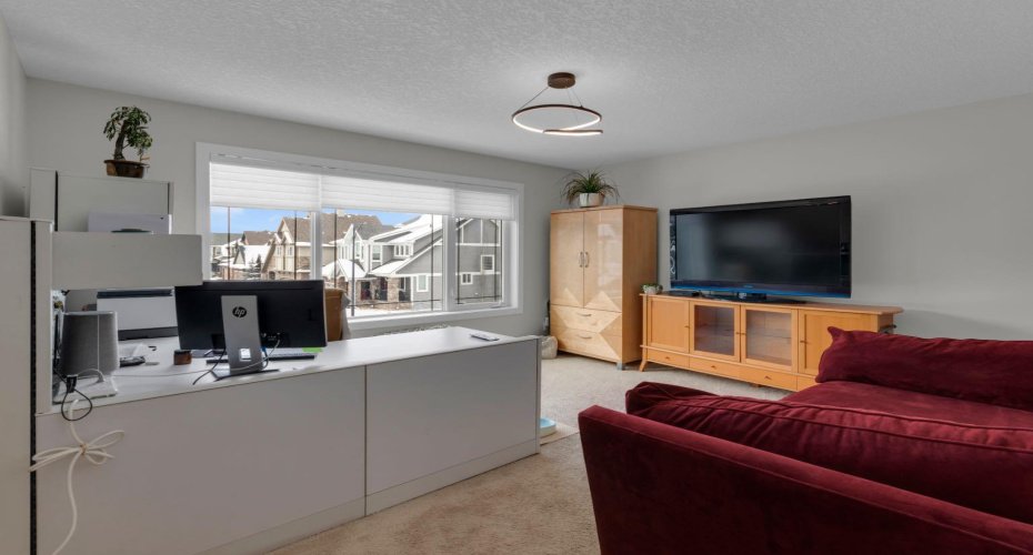 68 Westland Crescent, Calgary, Alberta T3H 0W1, 4 Bedrooms Bedrooms, ,4 BathroomsBathrooms,Residential,For Sale,Westland,A2290520