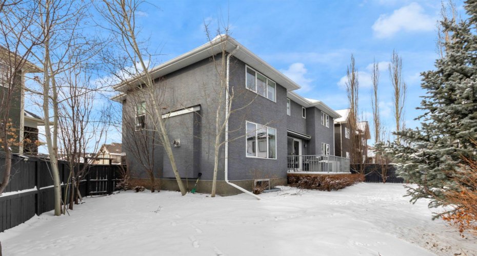 68 Westland Crescent, Calgary, Alberta T3H 0W1, 4 Bedrooms Bedrooms, ,4 BathroomsBathrooms,Residential,For Sale,Westland,A2290520