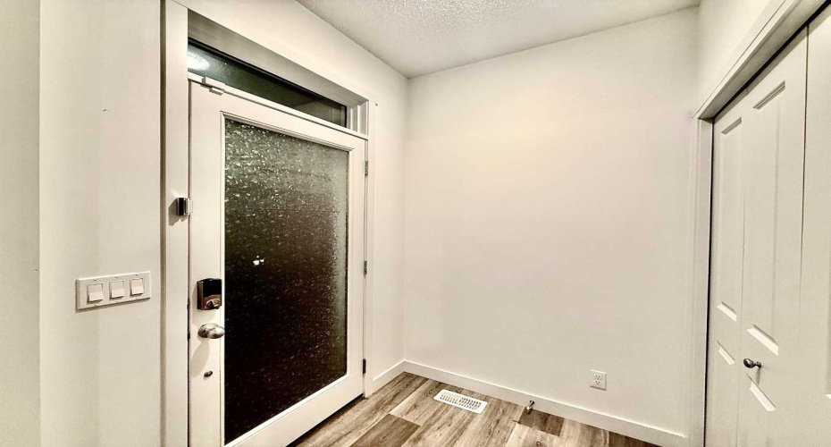 189 Carringvue Way, Calgary, Alberta T3P 1K6, 3 Bedrooms Bedrooms, ,3 BathroomsBathrooms,Residential,For Sale,Carringvue,A2290590