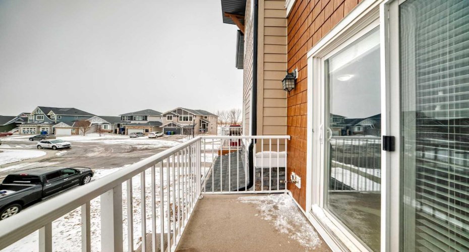 111 Rainbow Falls, Chestermere, Alberta T1X 0Z5, 3 Bedrooms Bedrooms, ,3 BathroomsBathrooms,Residential,For Sale,Rainbow Falls,A2290752