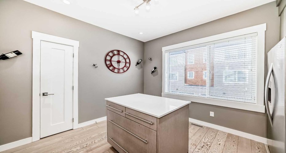 111 Rainbow Falls, Chestermere, Alberta T1X 0Z5, 3 Bedrooms Bedrooms, ,3 BathroomsBathrooms,Residential,For Sale,Rainbow Falls,A2290752