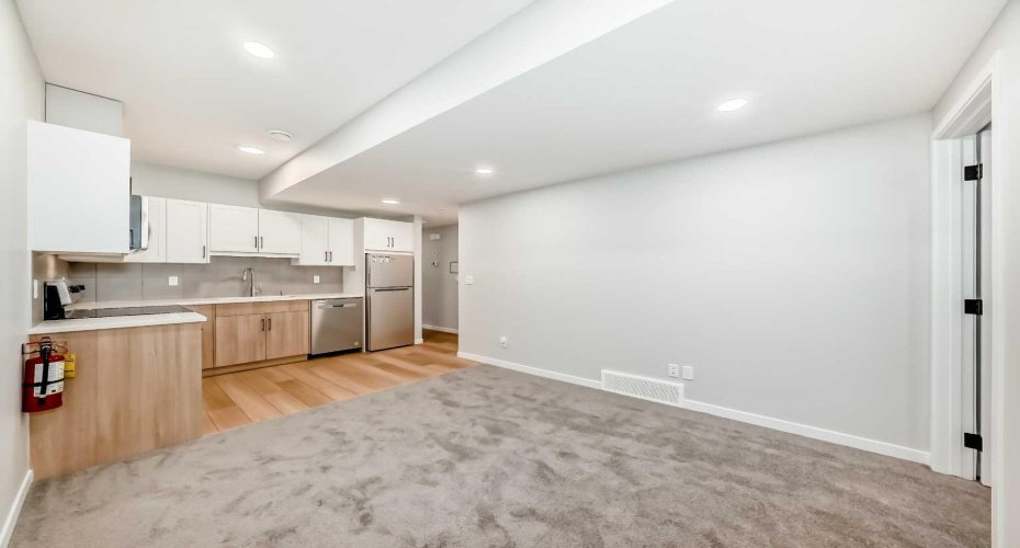1245 Creekview Drive, Calgary, Alberta T2X 5Y7, 6 Bedroom Bedrooms, 0 ,4 BathroomBathrooms,Residential,For Sale,Creekview,0,A2291658