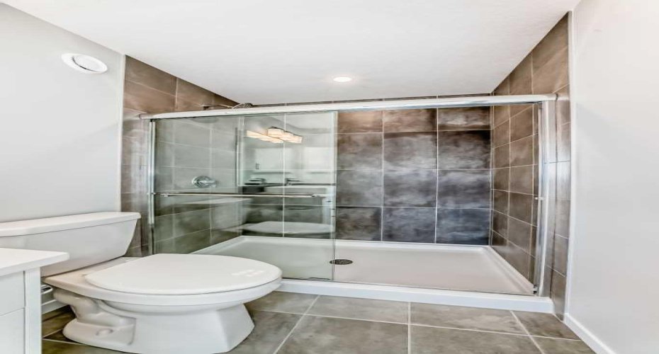 1245 Creekview Drive, Calgary, Alberta T2X 5Y7, 6 Bedroom Bedrooms, 0 ,4 BathroomBathrooms,Residential,For Sale,Creekview,0,A2291658