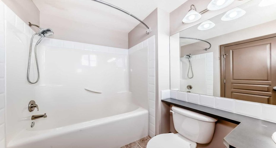 35 Tucker Circle, Okotoks, Alberta T1S 2J6, 2 Bedrooms Bedrooms, ,3 BathroomsBathrooms,Residential,For Sale,Tucker,A2291835