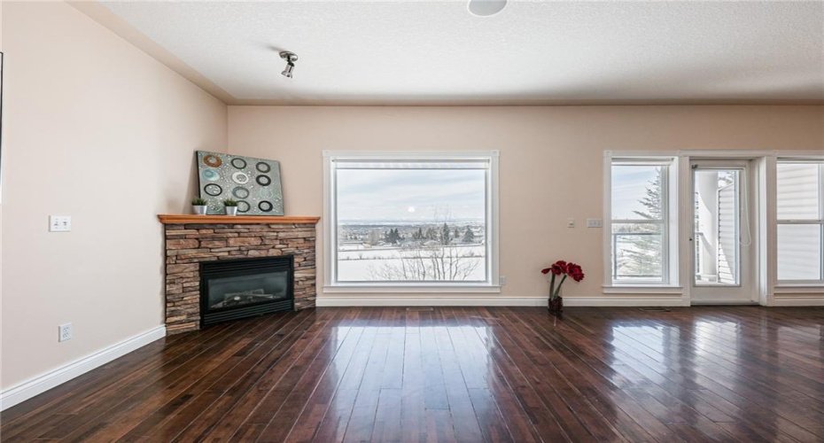 144 ROCKY VISTA Terrace, Calgary, Alberta T3G 5G7, 3 Bedroom Bedrooms, 0 ,4 BathroomBathrooms,Residential,For Sale,ROCKY VISTA,0,A2292563