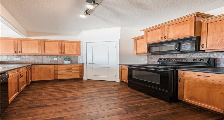 144 ROCKY VISTA Terrace, Calgary, Alberta T3G 5G7, 3 Bedroom Bedrooms, 0 ,4 BathroomBathrooms,Residential,For Sale,ROCKY VISTA,0,A2292563