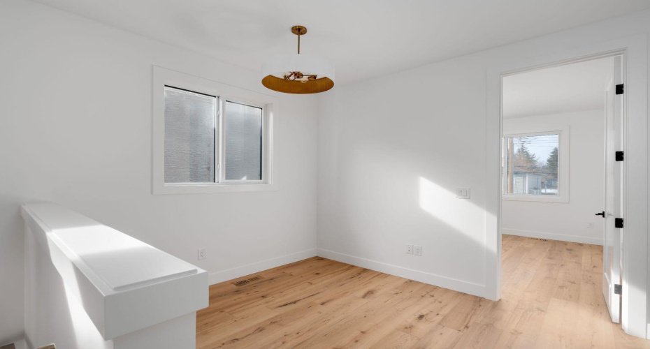 Dedicated Den Alcove