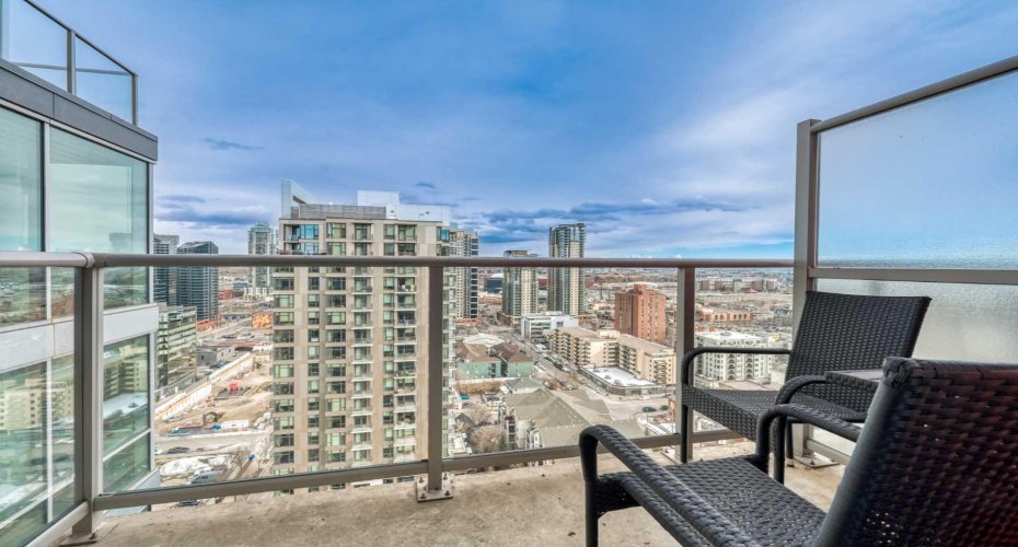 135 13 Avenue, Calgary, Alberta T2R 0V5, 2 Bedroom Bedrooms, 0 ,2 BathroomBathrooms,Residential,For Sale,13,0,A2292914
