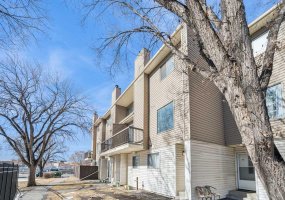 2519 38 Street, Calgary, Alberta t1y4w8, 2 Bedrooms Bedrooms, ,1 BathroomBathrooms,Residential,For Sale,38,A2291142