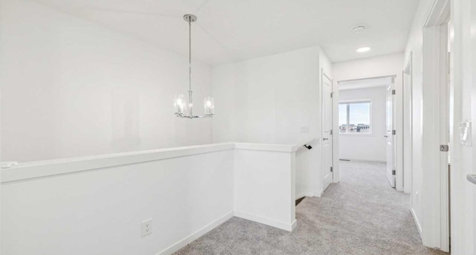 15 Emberside Park, Cochrane, Alberta T4C3H8, 3 Bedrooms Bedrooms, ,3 BathroomsBathrooms,Residential,For Sale,Emberside,A2292948