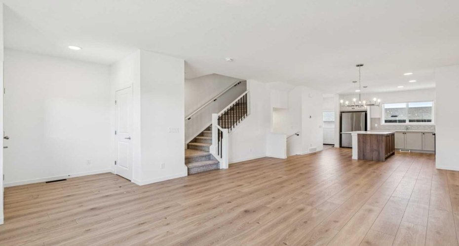 15 Emberside Park, Cochrane, Alberta T4C3H8, 3 Bedrooms Bedrooms, ,3 BathroomsBathrooms,Residential,For Sale,Emberside,A2292948